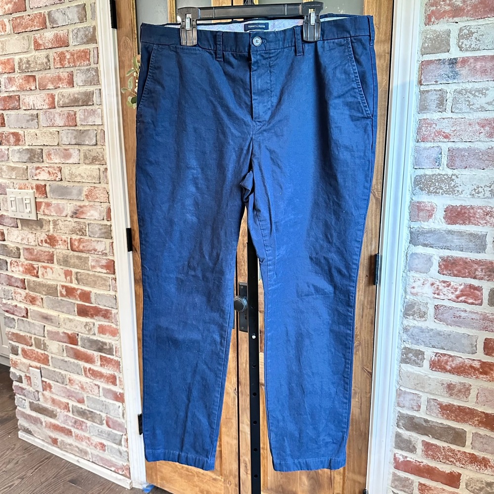 Tommy Hilfiger Chino Pants Mens 38x32 Navy‎ Blue Stretch Custom Fit Cotton Twill